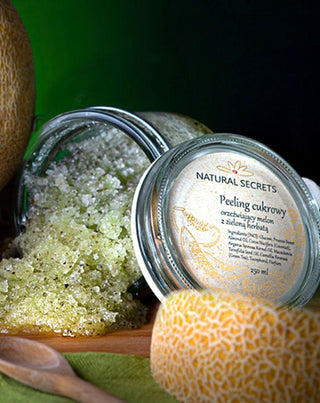 Natural Secrets sugar body scrub with green tea and natural oils