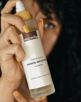 Manilu refreshing Micellar Essence for make up removal soothing irritation with D-panthenol
