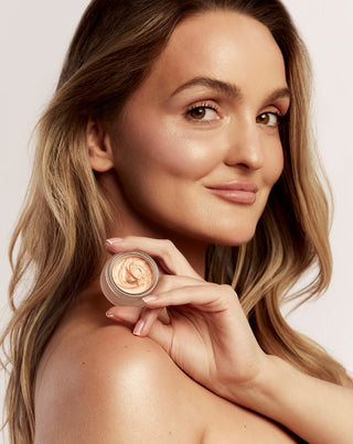 Glow Kissed Cream Highlighter Paese - 4