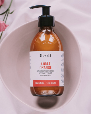 Nourishing Body Lotion with Coconut Extract and Orange and Chocolate Scent Sweet Orange Iossi