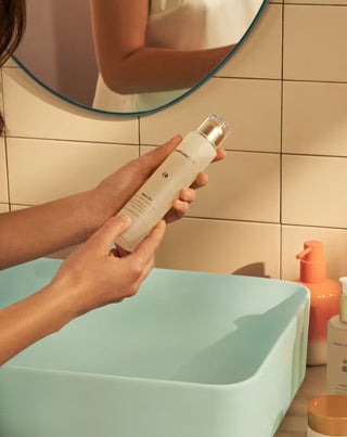 Liquid Exfoliating Glow On Serum for Blemishes and Skin Tone Improvement Health Labs Care - 2