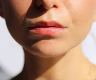 Strawberry Lip Lotion Enhancing Lip Colour and Adding Shine Auna