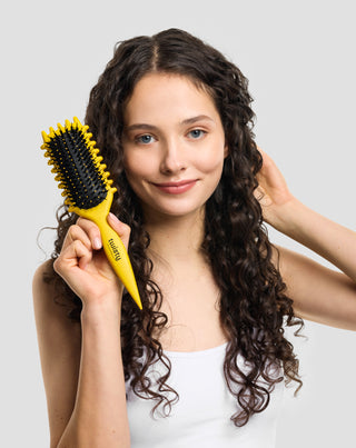 Curly, wavy hair brush for Twisty twist definition - 2