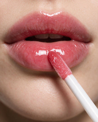 Tinted lip oil with vitamin E and glow effect Nutridome - 2