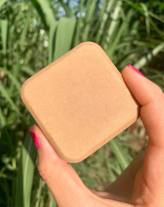 Gently tanning body balm bar with bacuri butter and eco glitter Auna_2 - 2