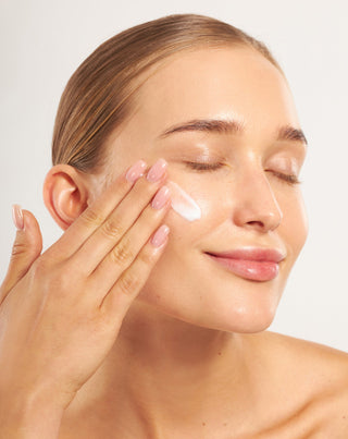 Nutridome moisturising anti-wrinkle day face cream with macadamia oil