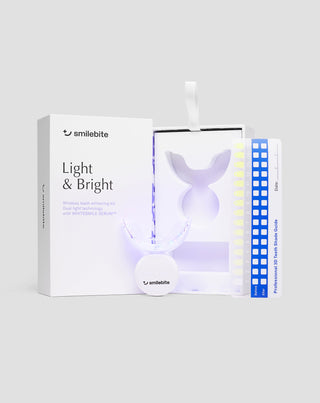 Teeth whitening kit with LED lamp and Light & Bright Smilebite whitening gel