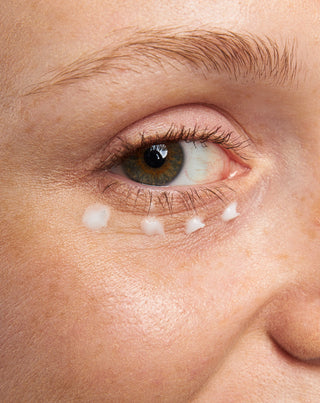 Nutridome moisturising eye cream for wrinkles and dark circles with pearl extract
