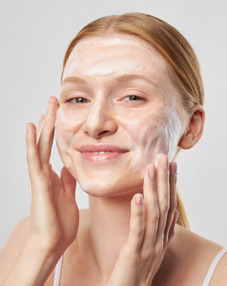 Mel Skin facial cleansing foam with bitter orange blossom