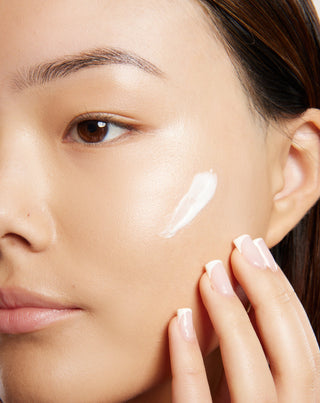 Light Day Facial Cream with Spirulina and Natural Oils for All Skin Types Uddo