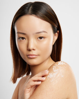 Sugar Body Scrub with Macadamia Oil, Shea Butter, and Avocado Oil Uddo