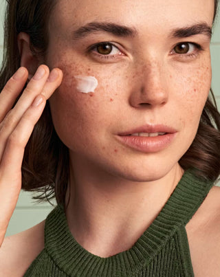 Health Labs Care AcneCream with azelaic acid cream 10% solve on for acne lesions and blemishes - 2