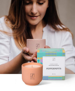 Mys peppermints scented soy candle in a ceramic pot - 2