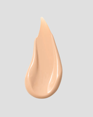 Multi-tasking lightweight illuminating foundation get the glow look Paese - 5
