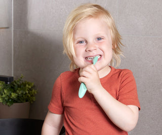 Step 2 soft toothbrush for children 3-5 years Jordan - 2