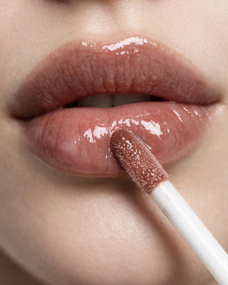 Tinted lip oil with vitamin E and glow effect Nutridome - 4