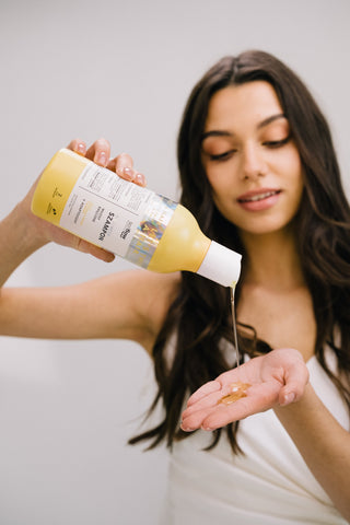 Revitalizing Shampoo for Curly Hair with Ripe Melon Scent and Aloe So!flow - 2