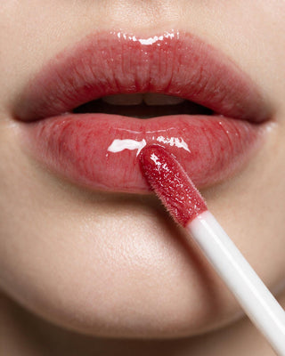 Tinted lip oil with vitamin E and glow effect Nutridome - 6