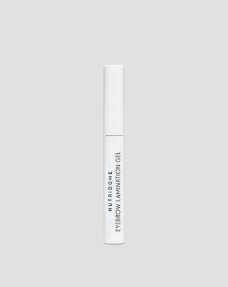 Brow lamination gel that sets and shapes without clumping Nutridome