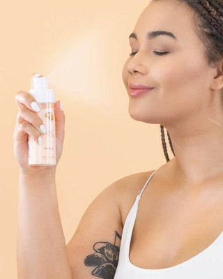 Facial Toner with AHA Acids Nourishing, Fighting Discolouration, and Smoothing Fluff - 2